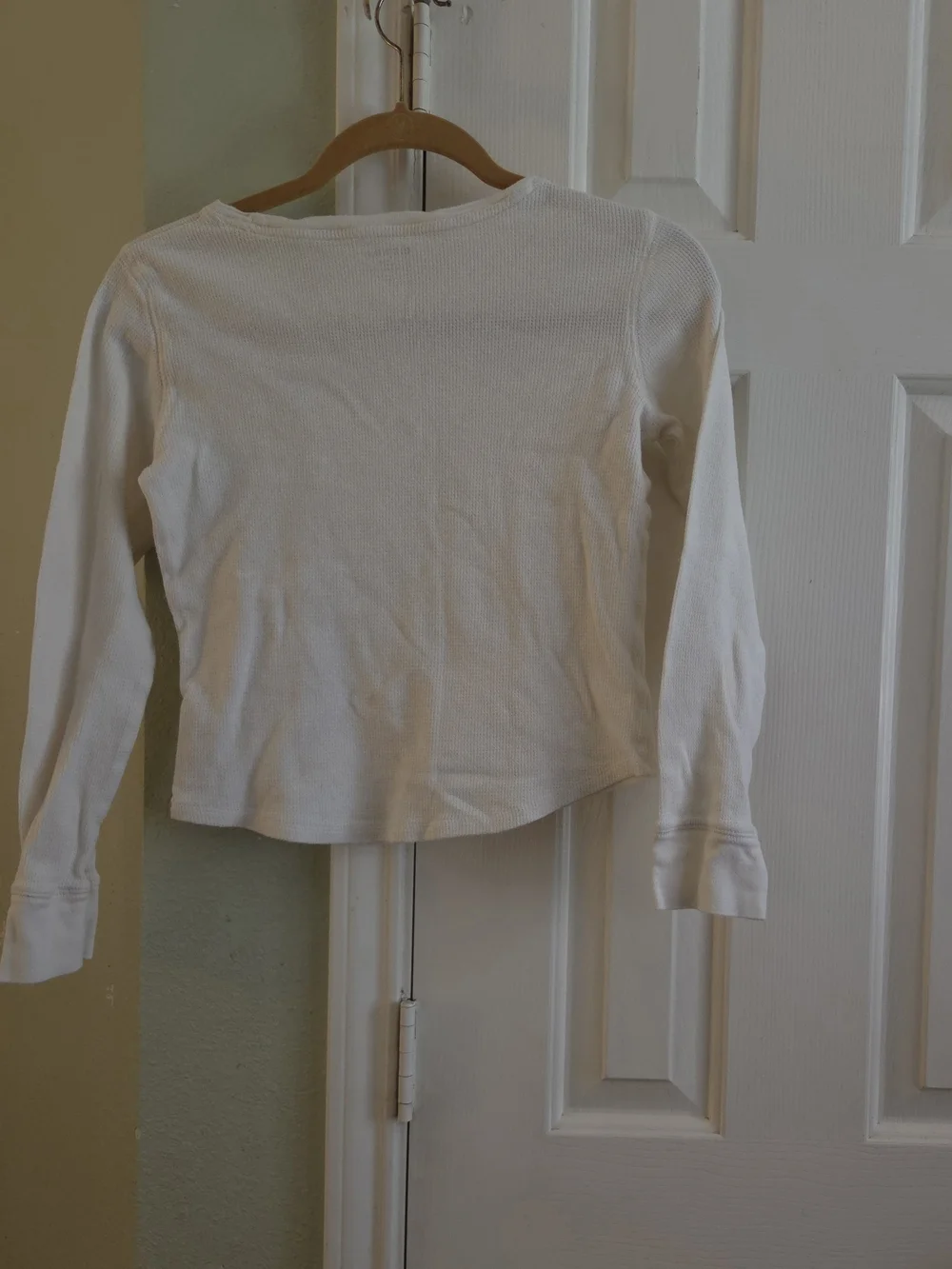Old Navy White Long Sleeve Ribbed Thermal Top - Girls